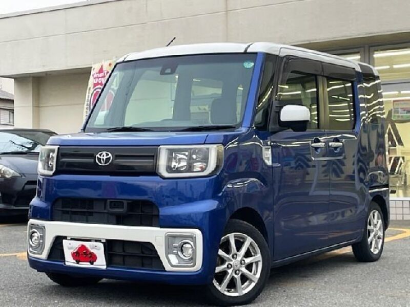 TOYOTA PIXIS MEGA