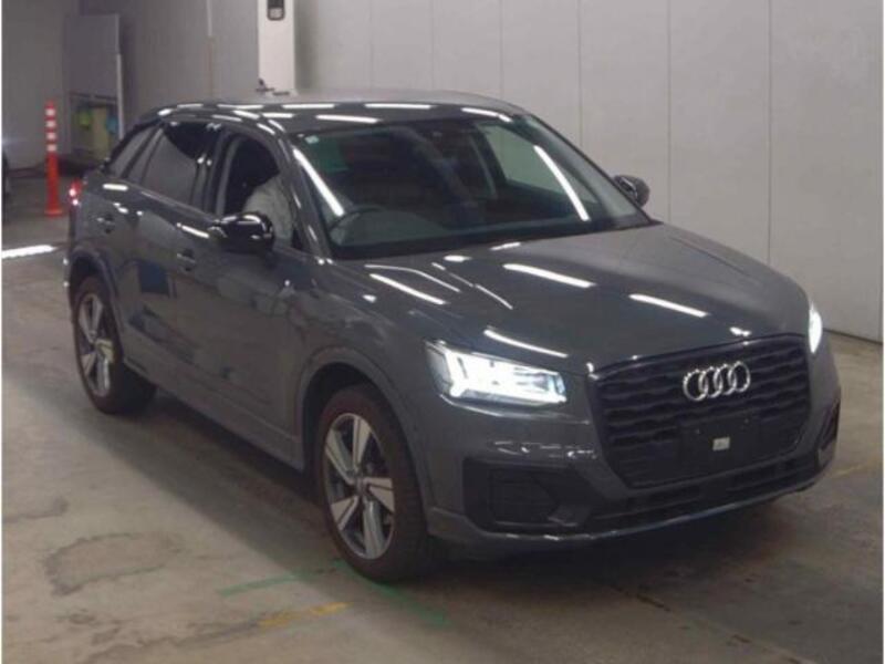 AUDI Q2