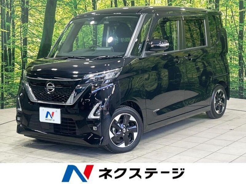 NISSAN ROOX