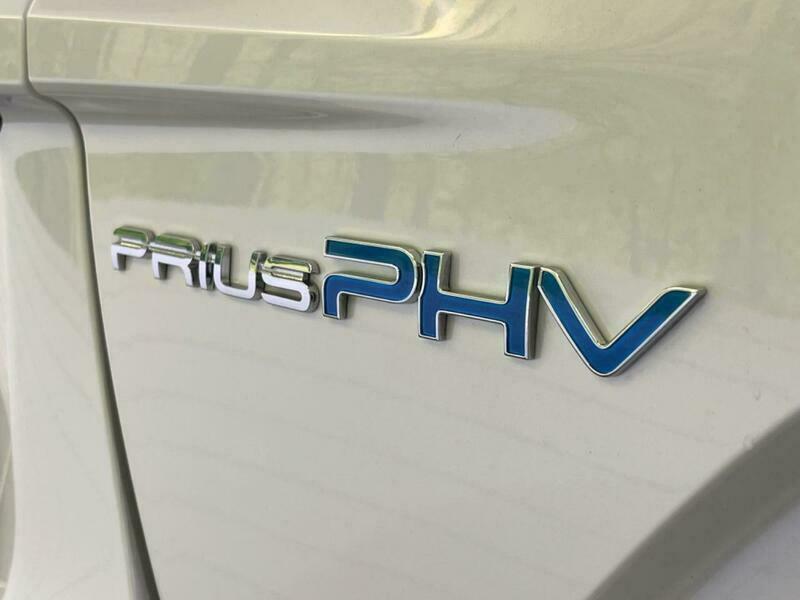 PRIUS PHV