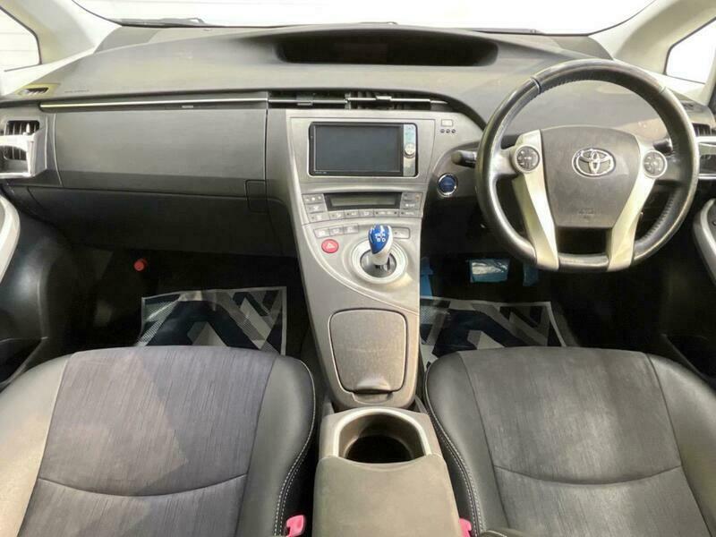 PRIUS-24