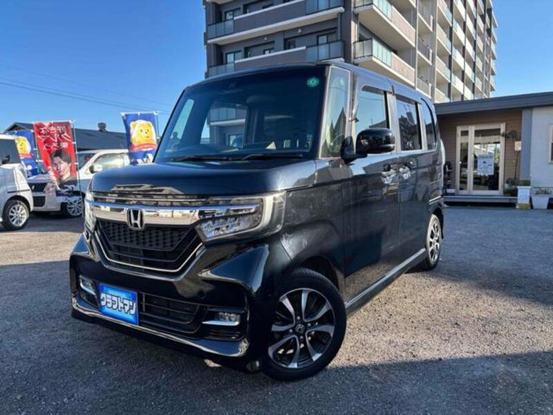 HONDA N BOX CUSTOM