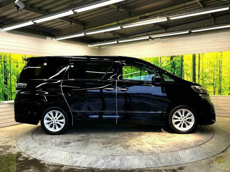 VELLFIRE-1