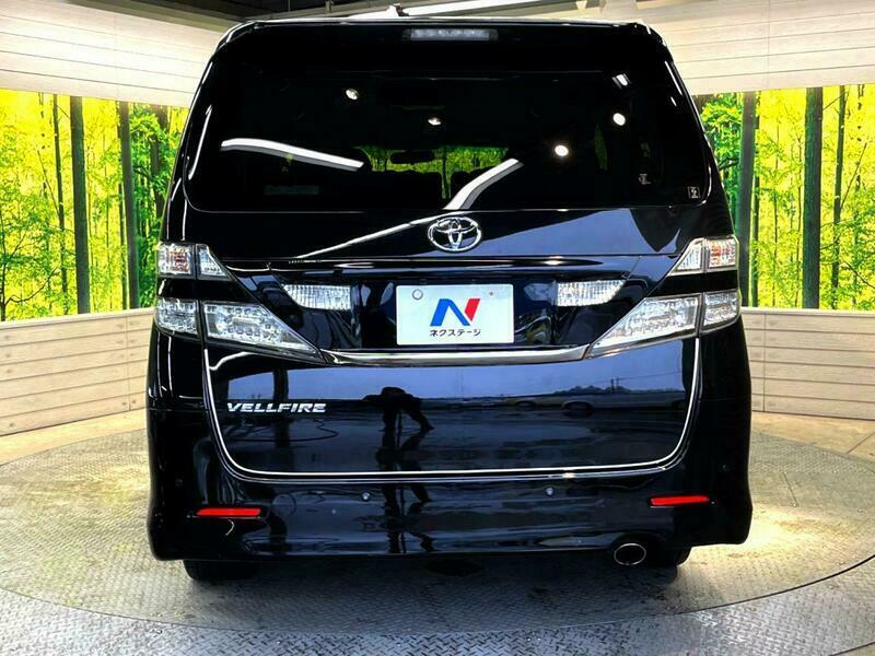 VELLFIRE-5