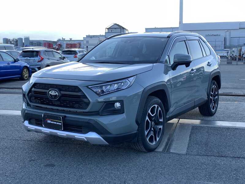 TOYOTA RAV4