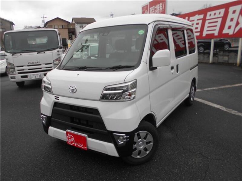 TOYOTA PIXIS VAN