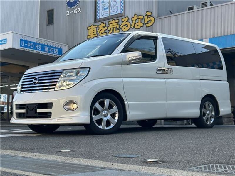 NISSAN ELGRAND
