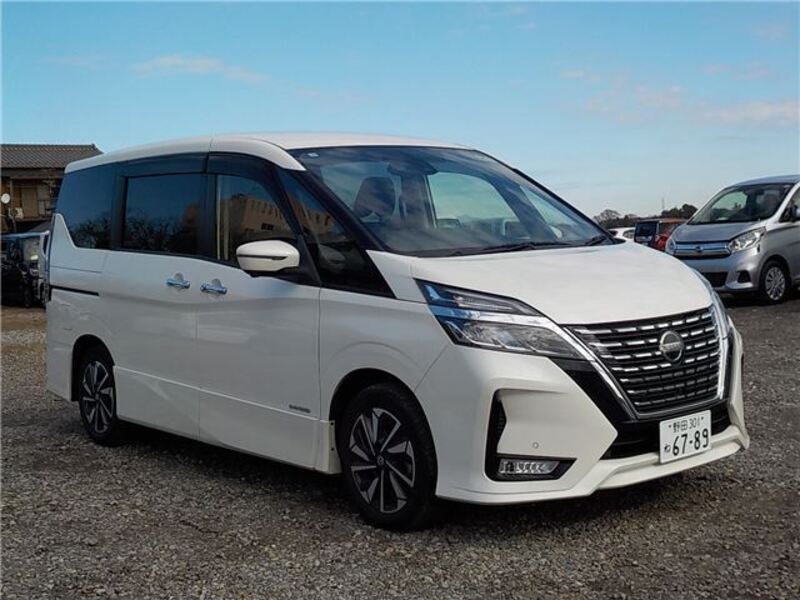 NISSAN SERENA