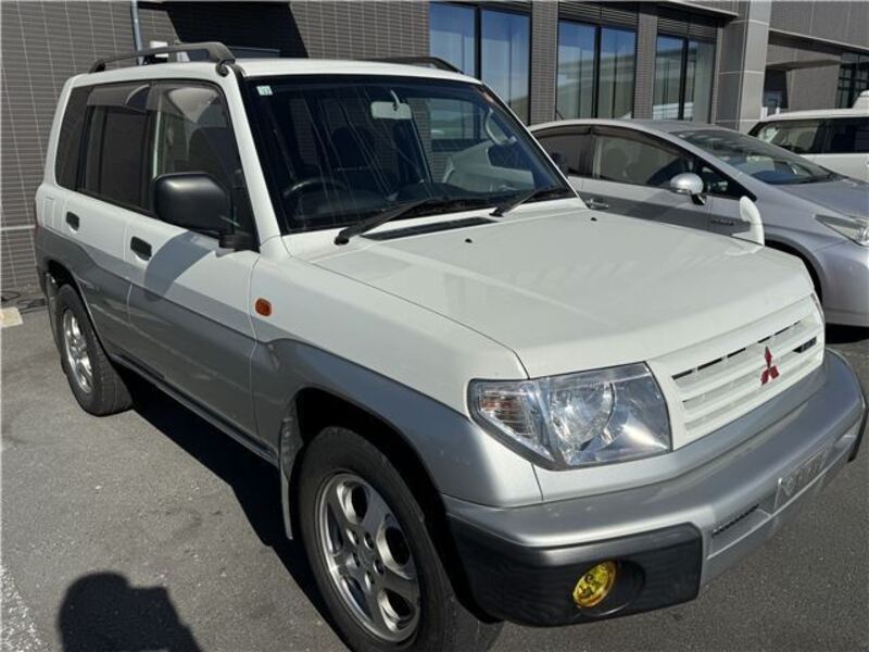 MITSUBISHI PAJERO IO
