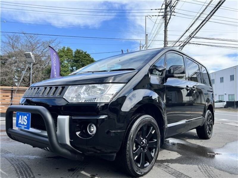 MITSUBISHI DELICA D5