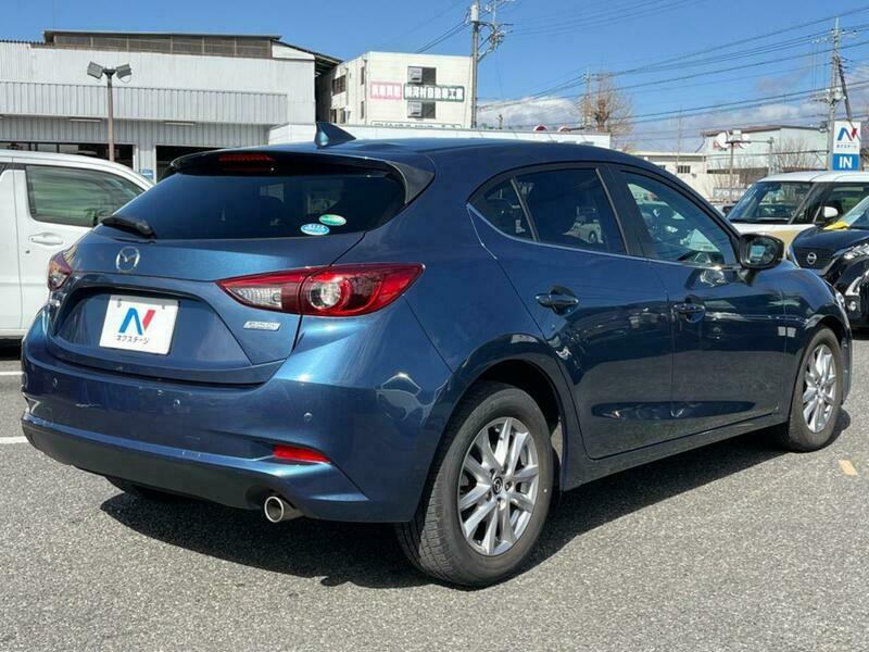 Axela Sport