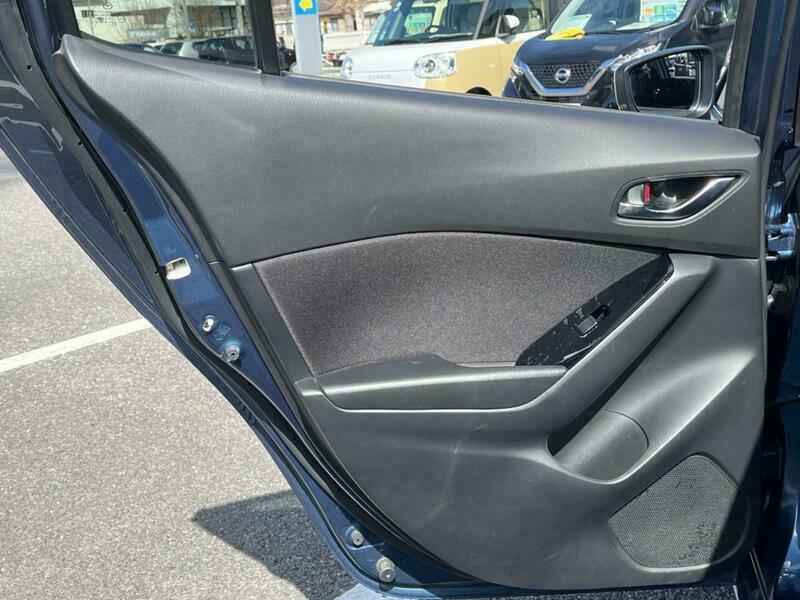 Axela Sport