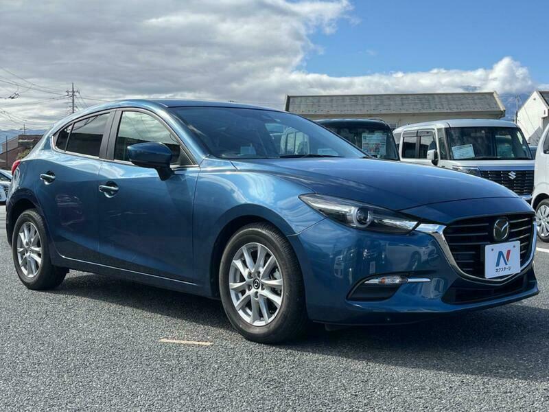 Axela Sport