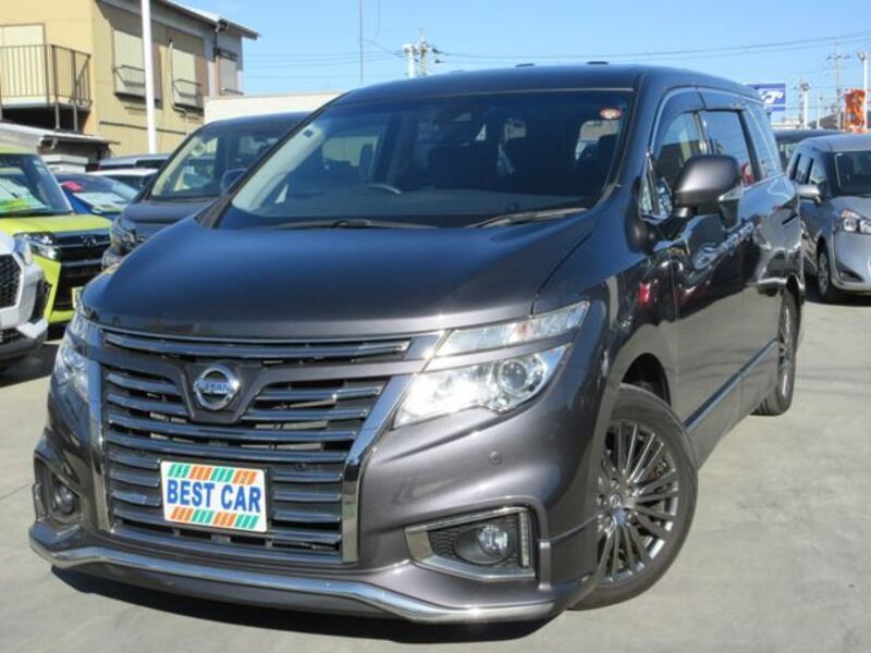 NISSAN ELGRAND