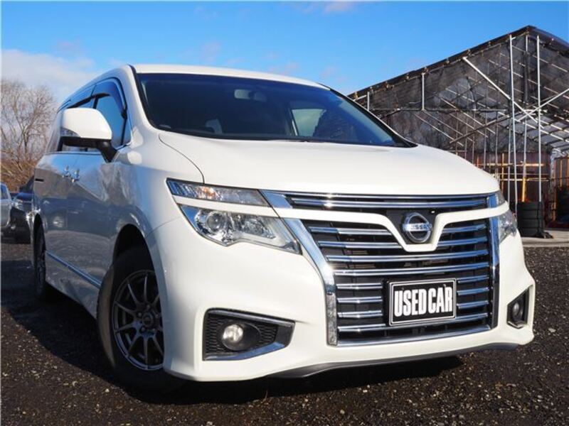 NISSAN ELGRAND