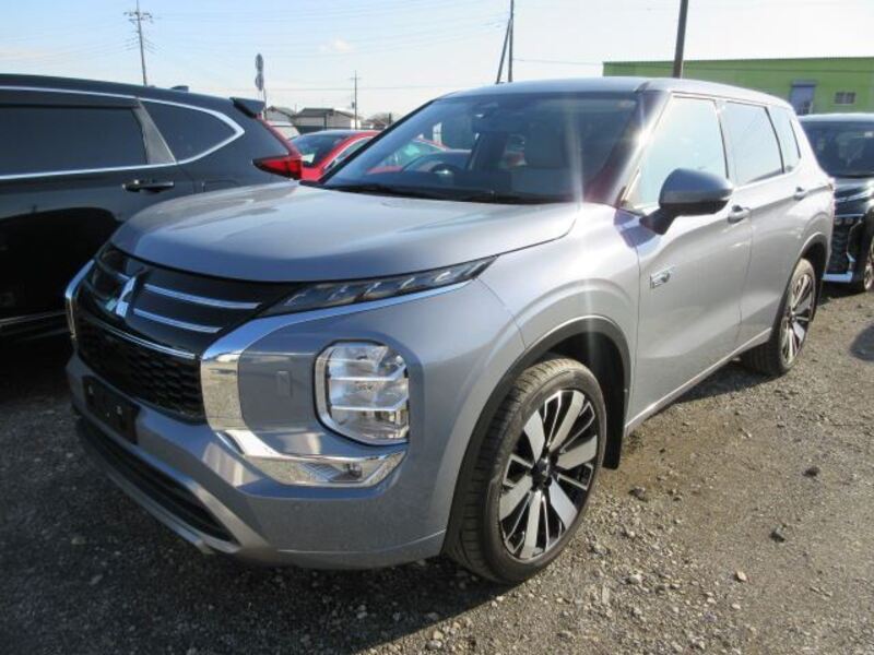 MITSUBISHI OUTLANDER PHEV