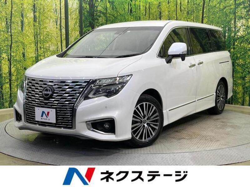 NISSAN ELGRAND