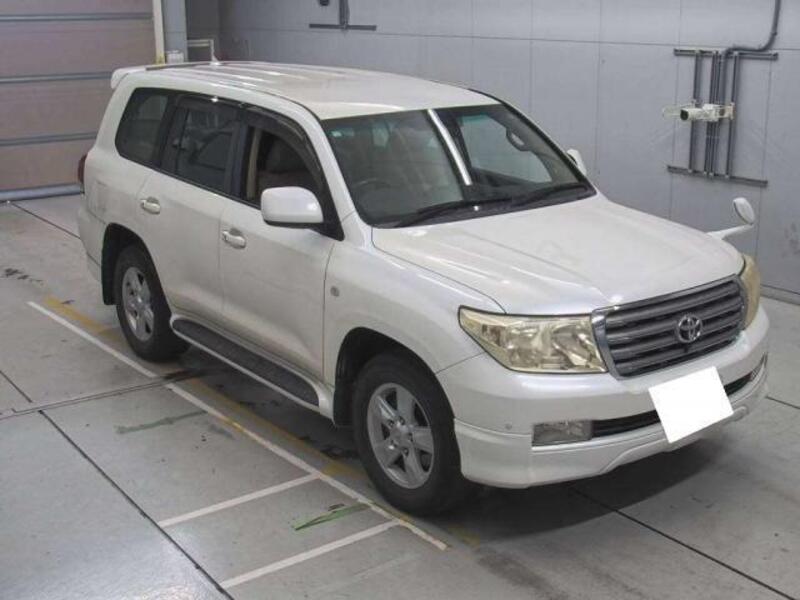 TOYOTA LAND CRUISER