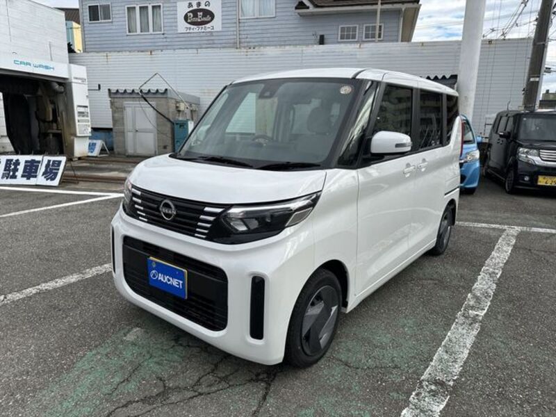 NISSAN ROOX