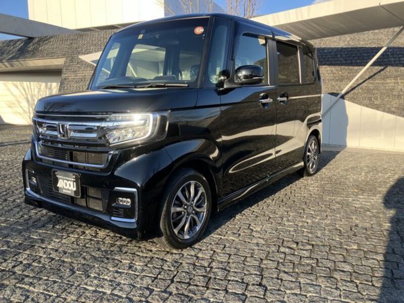 HONDA N BOX CUSTOM
