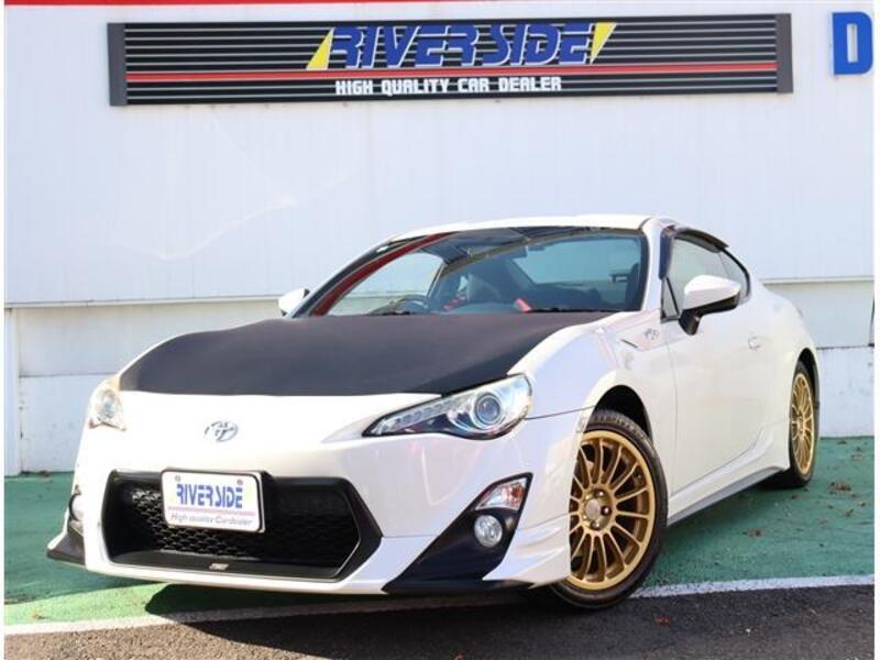 TOYOTA 86