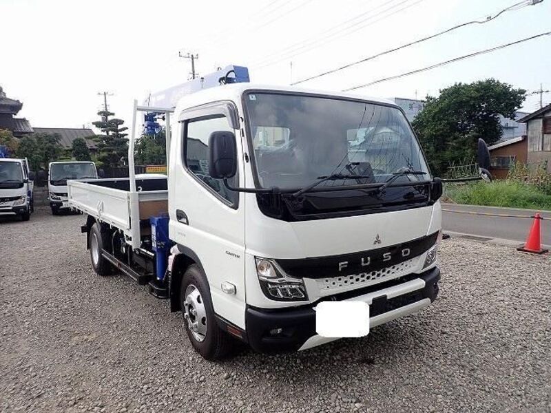 MITSUBISHI CANTER