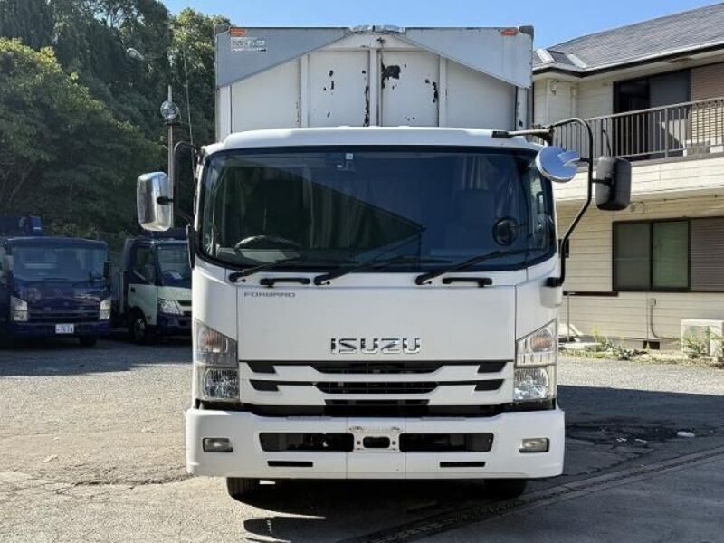 ISUZU FORWARD