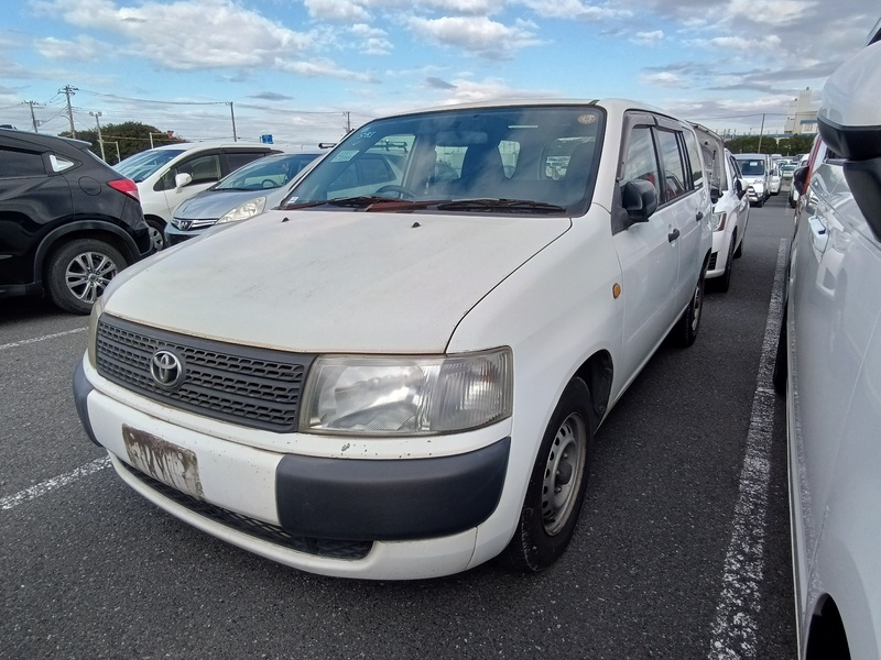 TOYOTA PROBOX VAN