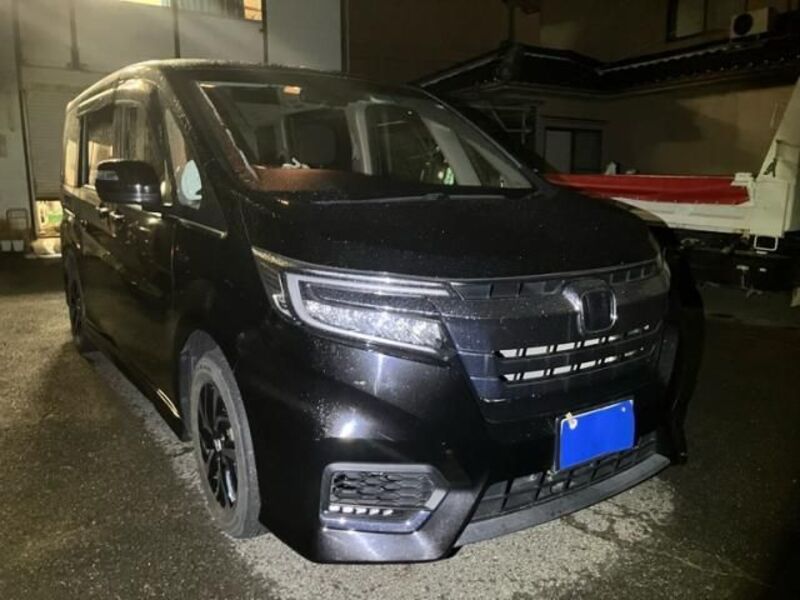 HONDA STEPWAGON SPADA