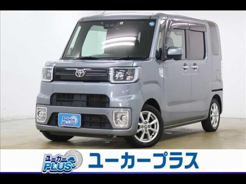 TOYOTA PIXIS MEGA