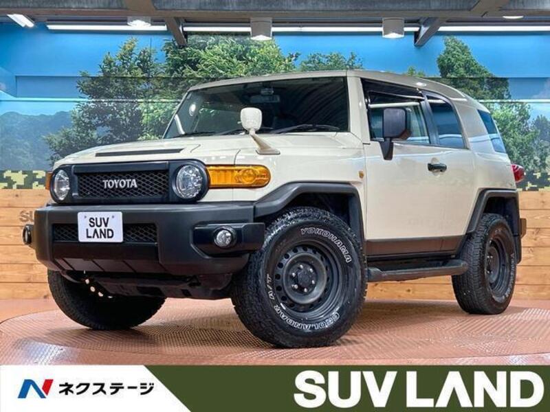 TOYOTA FJ CRUISER