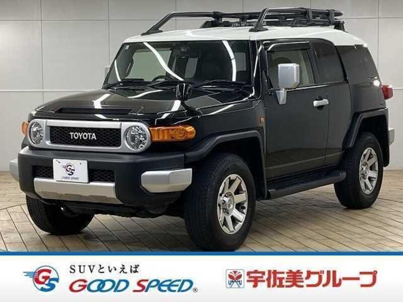 TOYOTA FJ CRUISER