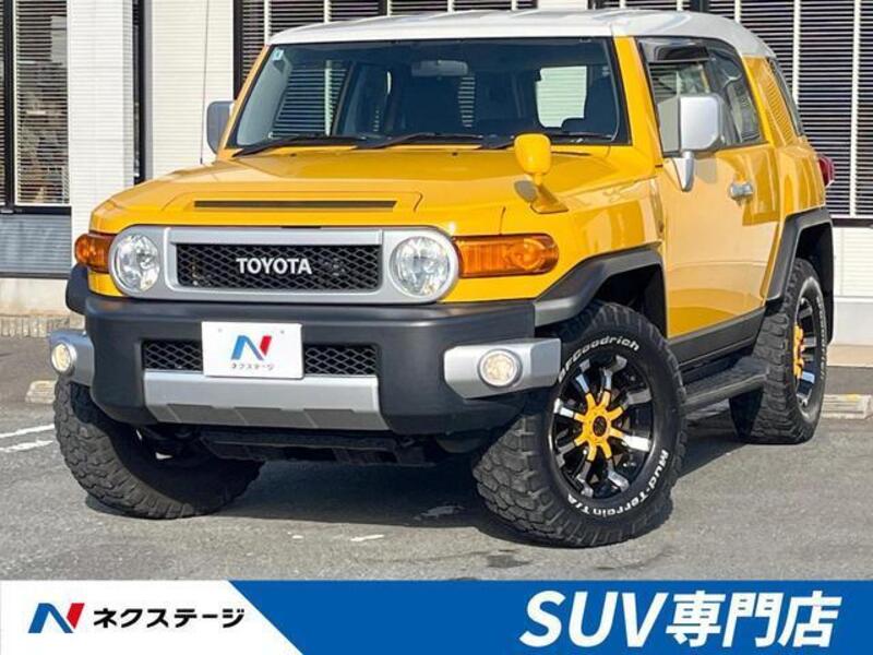 TOYOTA FJ CRUISER