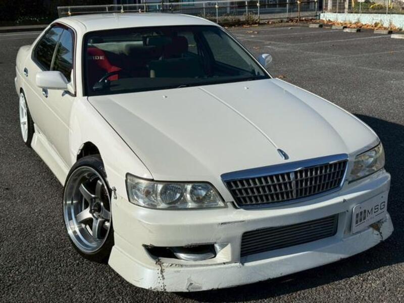 NISSAN LAUREL