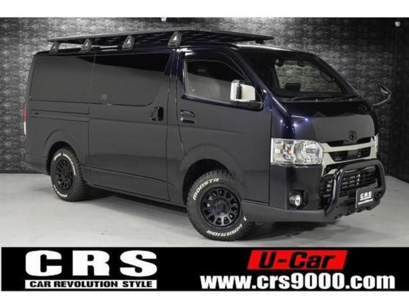 TOYOTA HIACE VAN