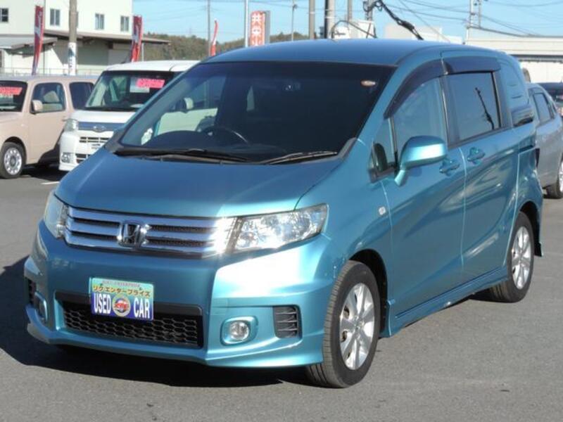HONDA FREED SPIKE