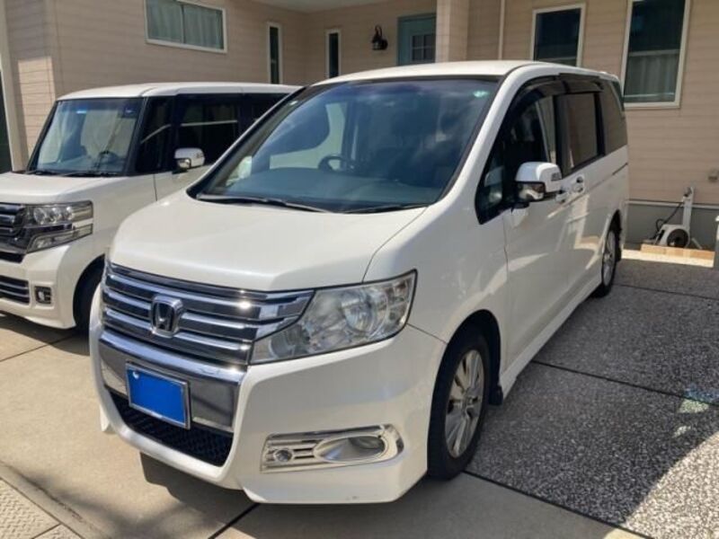 HONDA STEPWAGON SPADA