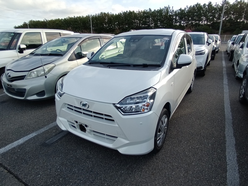 DAIHATSU Mira Es