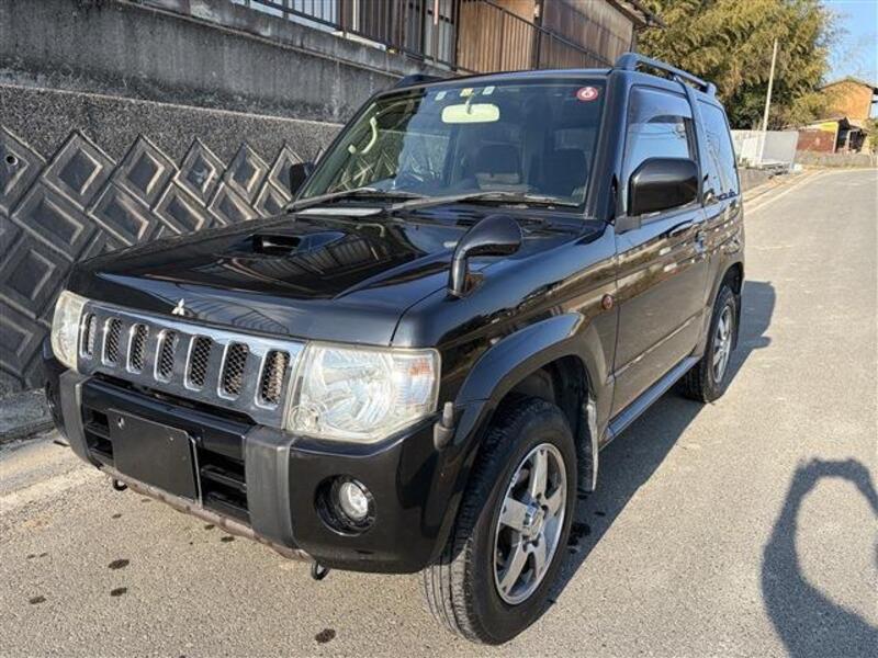 MITSUBISHI PAJERO MINI