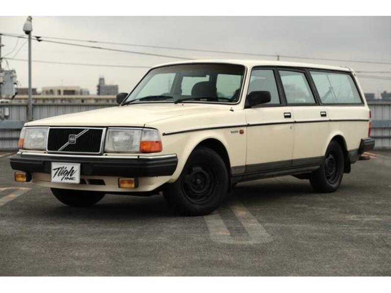 VOLVO 240 WAGON
