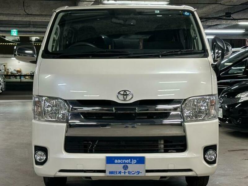 HIACE VAN-1