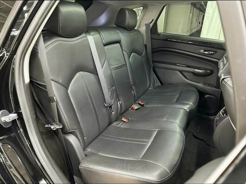 SRX CROSSOVER