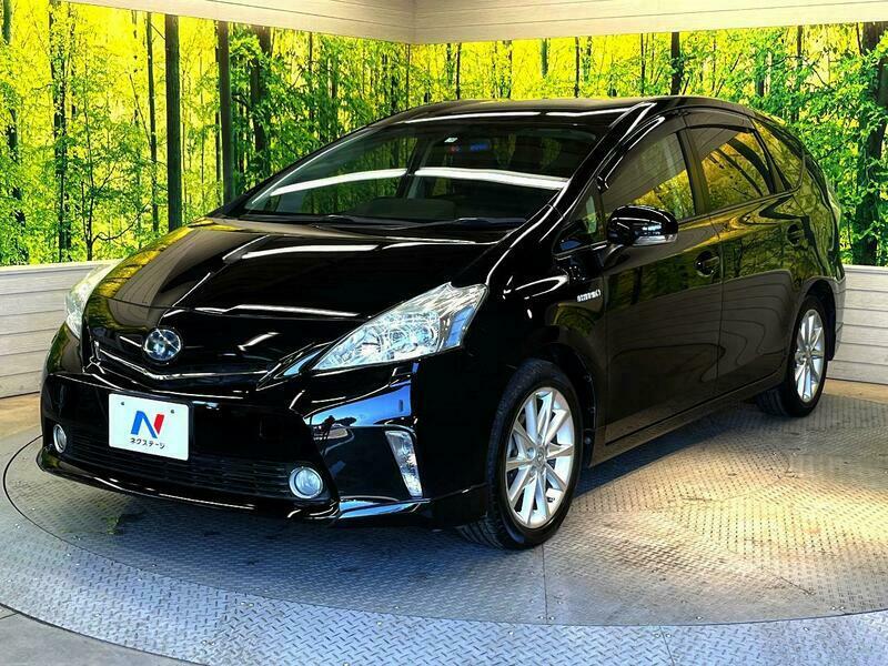 Used 2014 TOYOTA PRIUS ALPHA ZVW41W | SBI Motor Japan