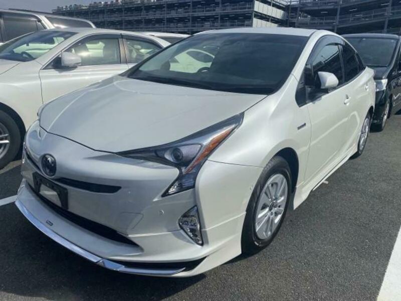 Used 2018 TOYOTA PRIUS DAA-ZVW55 | SBI Motor Japan