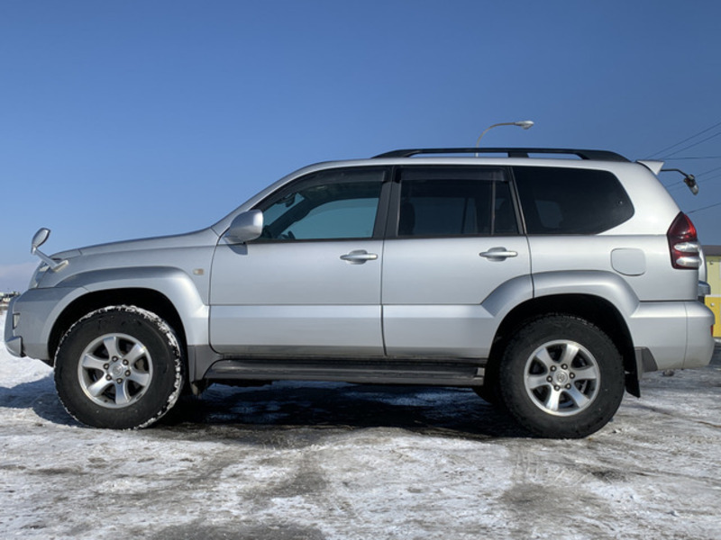 LAND CRUISER PRADO-10