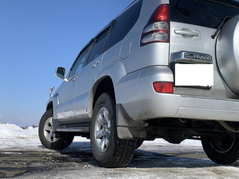 LAND CRUISER PRADO-12