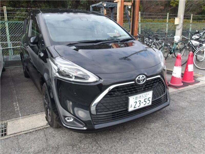 TOYOTA SIENTA