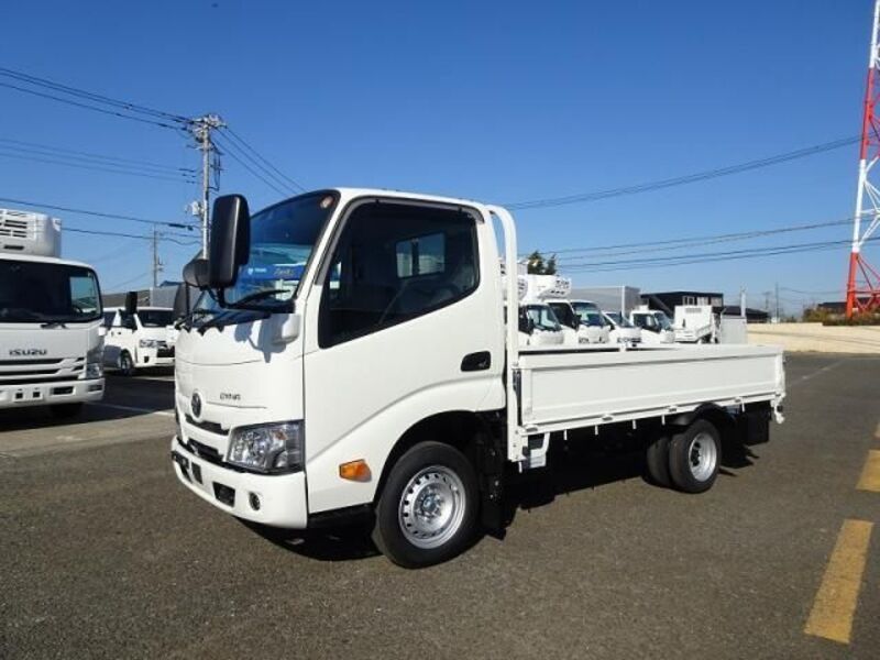 TOYOTA DYNA