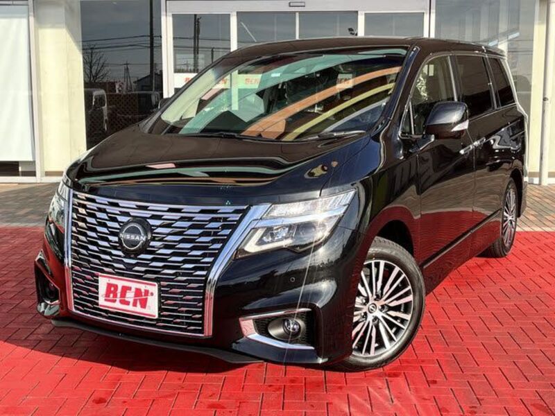 NISSAN ELGRAND