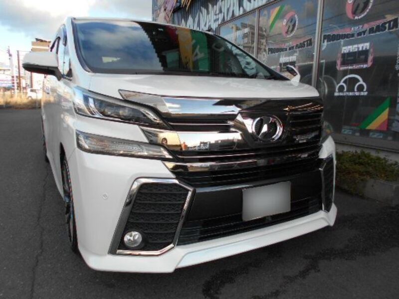 TOYOTA VELLFIRE